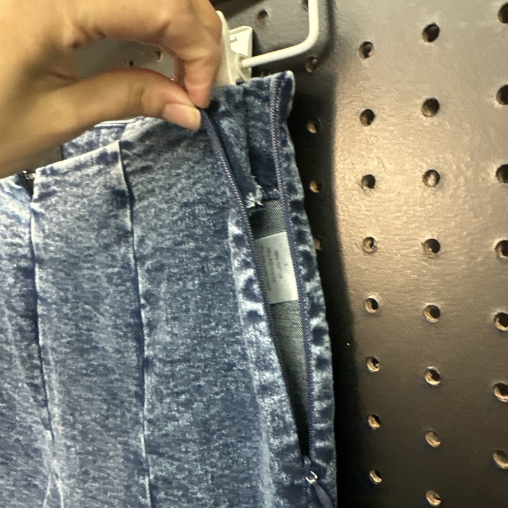 Women's Lumière Large Blue Jeans No Pockets Waist Across 14.5in (126) - Picture 7 of 9
